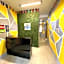 Roomies Hostel Condesa