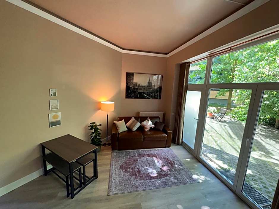 Nu Wave Hotel Berlin - Digital Check-In 2025