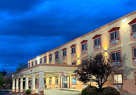 SureStay by Best Western Albuquerque East I-40
