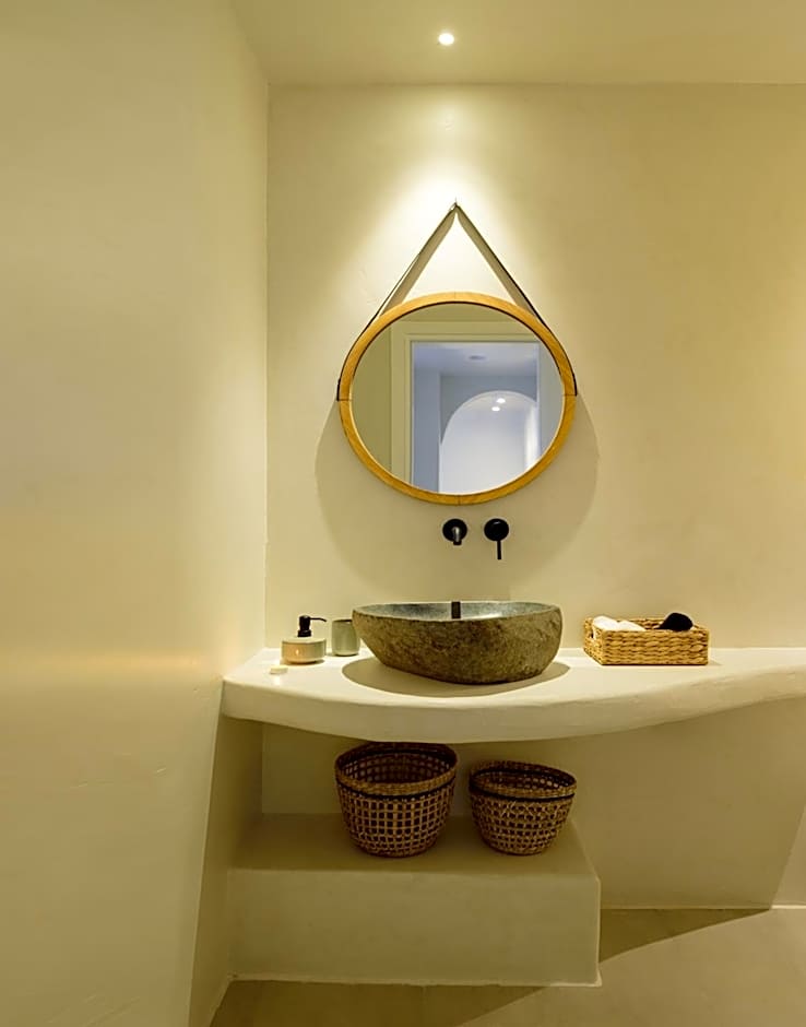 Terra Blanca Suites