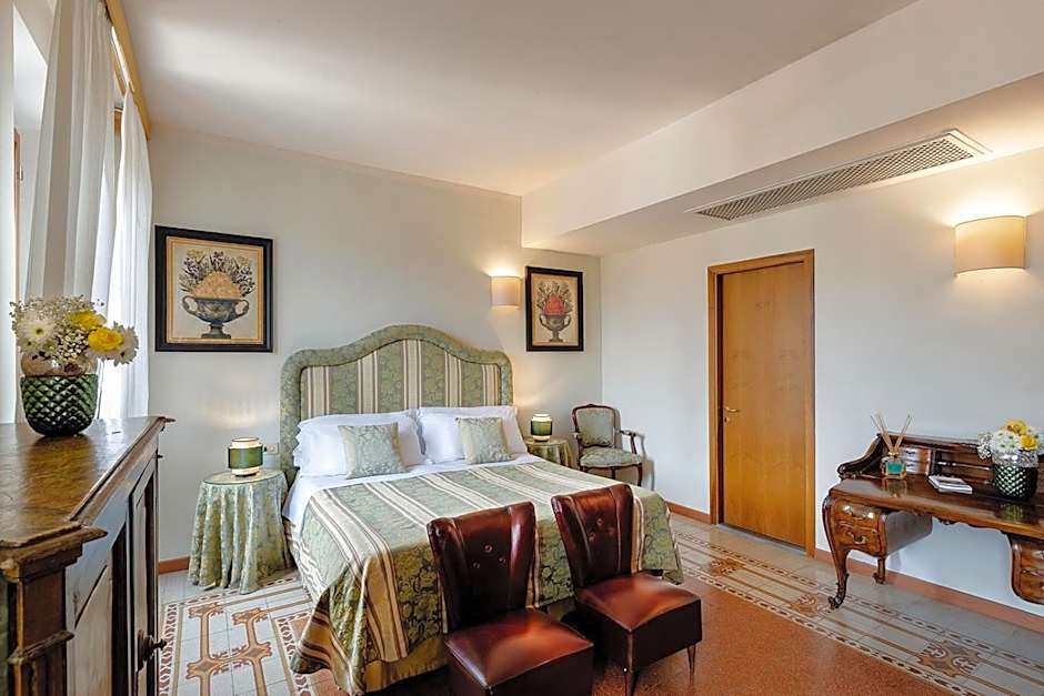 Hotel Palazzo dal Borgo