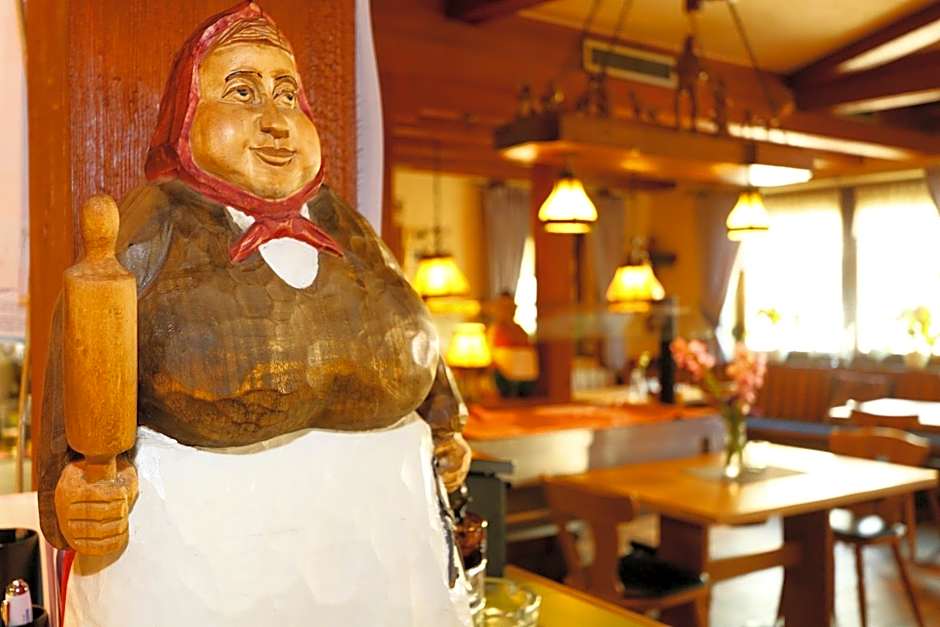 Hotel - Restaurant Hirschen - Werneths Landgasthof beim Europa- Park Rust