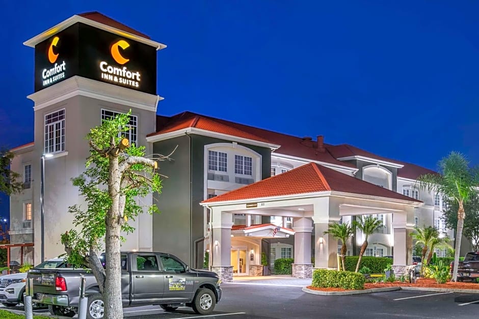 Comfort Inn & Suites