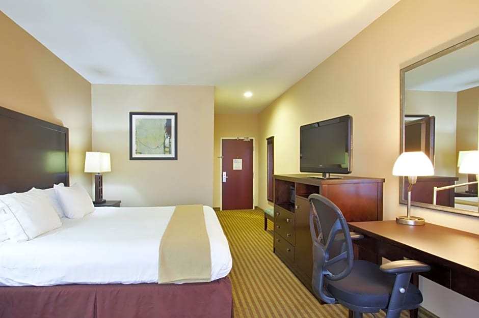 Holiday Inn Express Le Roy, an IHG Hotel
