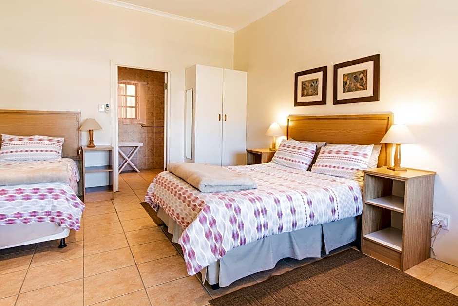 Treetops Guesthouse