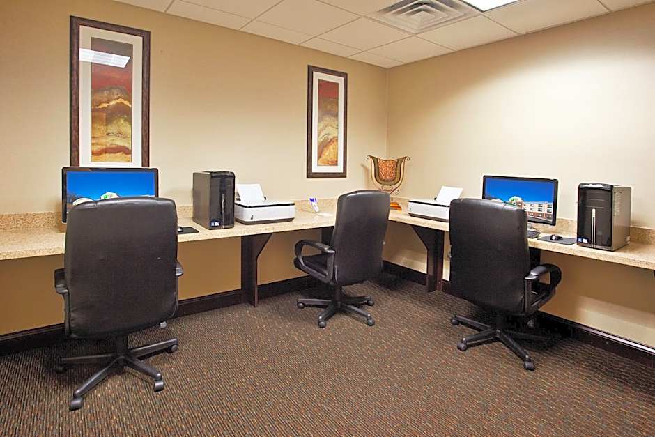 Holiday Inn Express Hotel & Suites Zanesville North By IHG