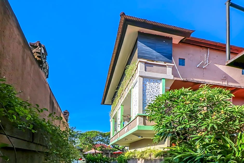 Capital O 1666 Grand Pudjawan Hotel Near Kuta Beach