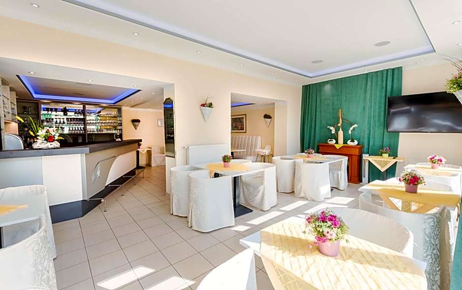 ALPHA HOTEL Hermann von Salza