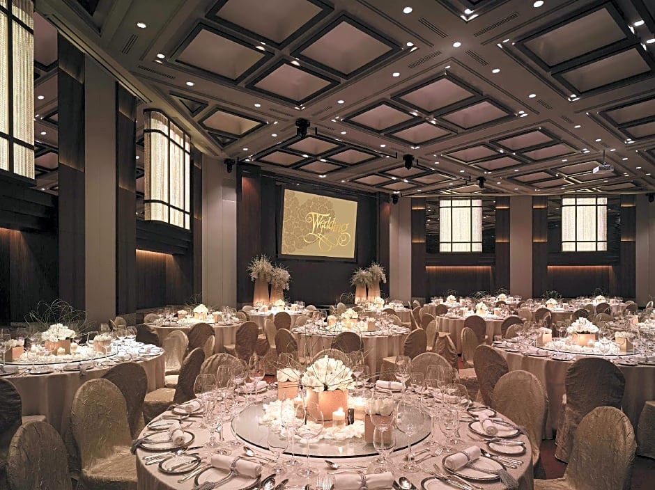 Shangri-la's Far Eastern Plaza Hotel, Taipei