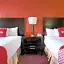 Travelodge by Wyndham Richmond IN