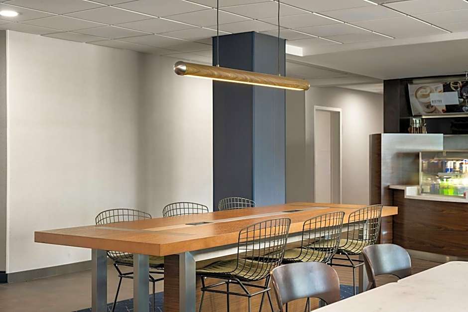 Courtyard by Marriott Brunswick