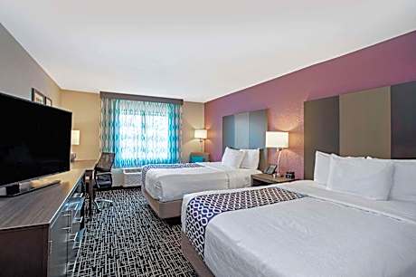 Queen Room with Two Queen Beds - Disability Access