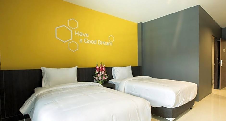 Seven bee boutique hotel