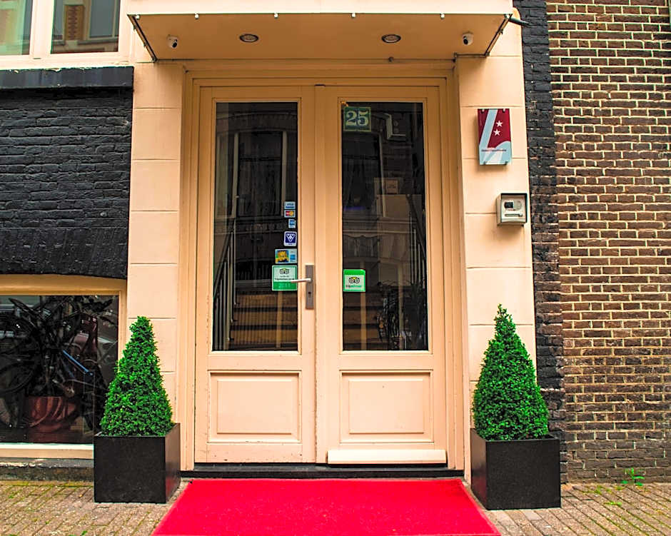 Amsterdam Downtown Hotel