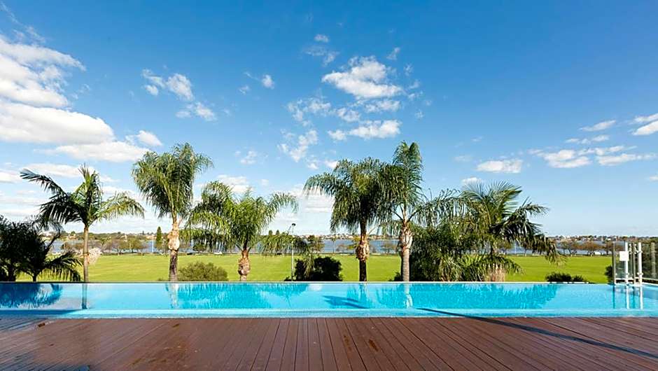 Crowne Plaza Perth By IHG