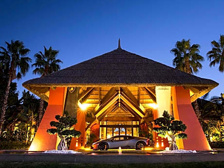 Asia Gardens Hotel & Thai Spa, a Royal Hideaway Hotel