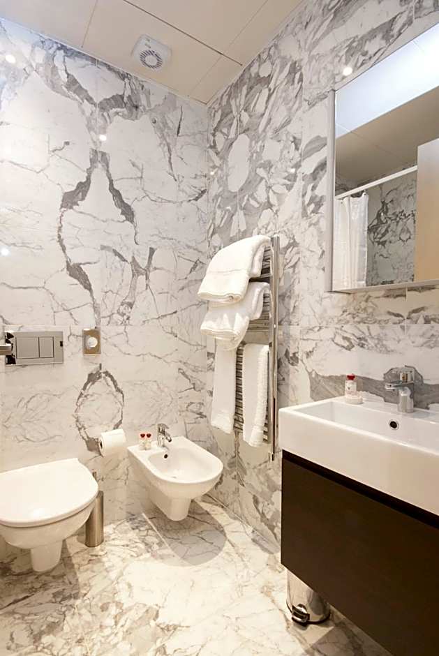 Claverley Court Apartment Knightsbridge