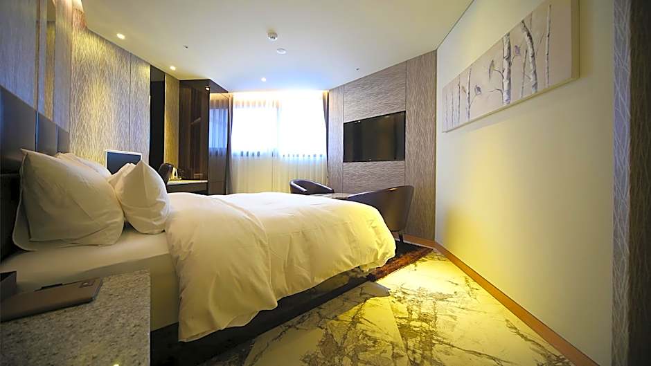 Galmea First Hotel