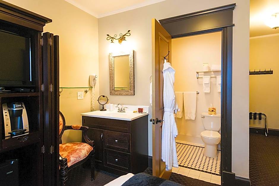 Camas Hotel & Suites Portland - Vancouver