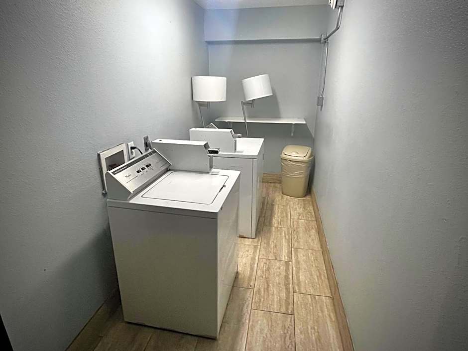 Quality Inn Grand Rapids Near Downtown