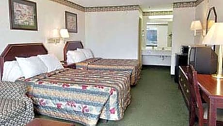 Double Room with Two Double Beds - Non-Smoking