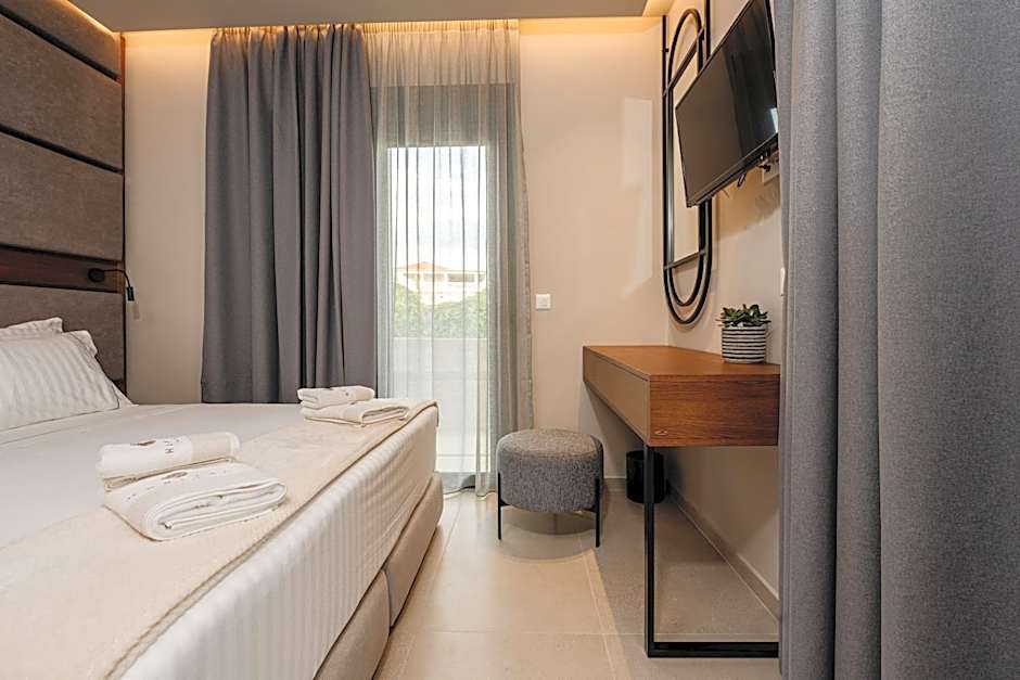 Horizon Apartments - Beachfront Luxury, by ZanteWize