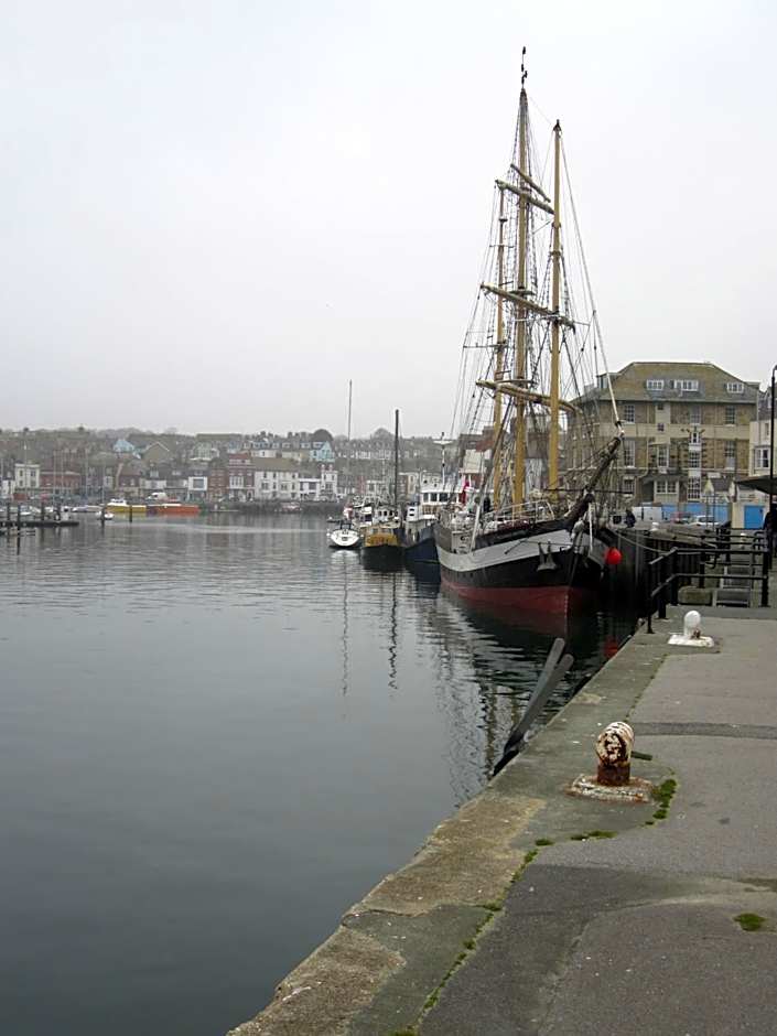 Valentine Guest House