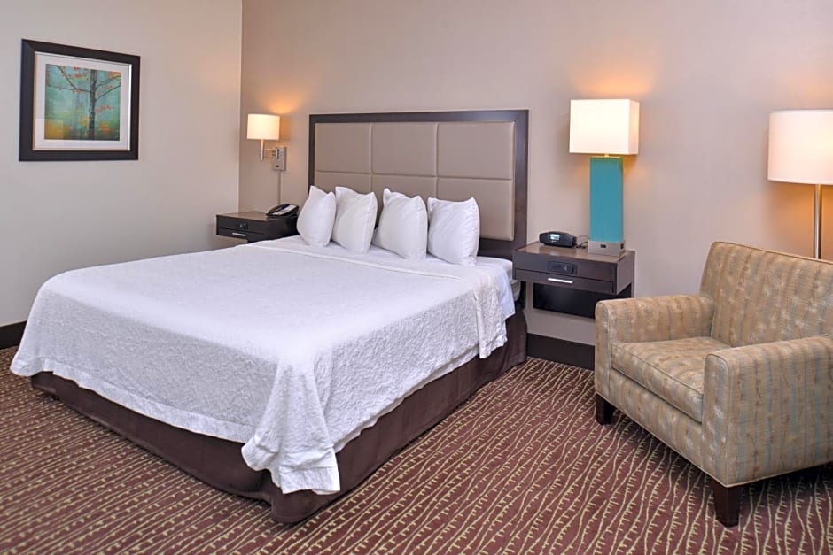 Hampton Inn & Suites Bend