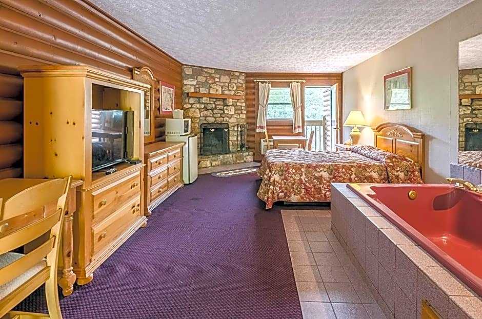 Highland Hills Motel & Cabins