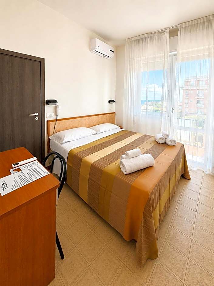 Hotel TYC