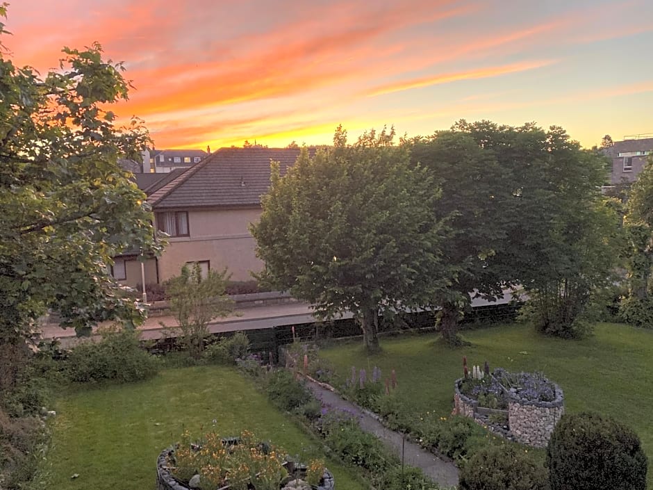 Garden Park Guest House