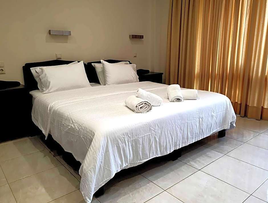 24 Seven Boutique Hotel