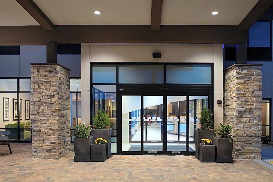 Holiday Inn Express & Suites Kingsland I-95-Naval Base Area By IHG