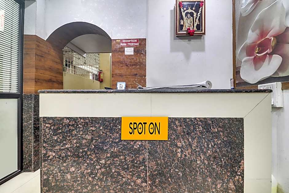 Spot On 78138 New Hi-tech Lodge – Hyderabad, IA