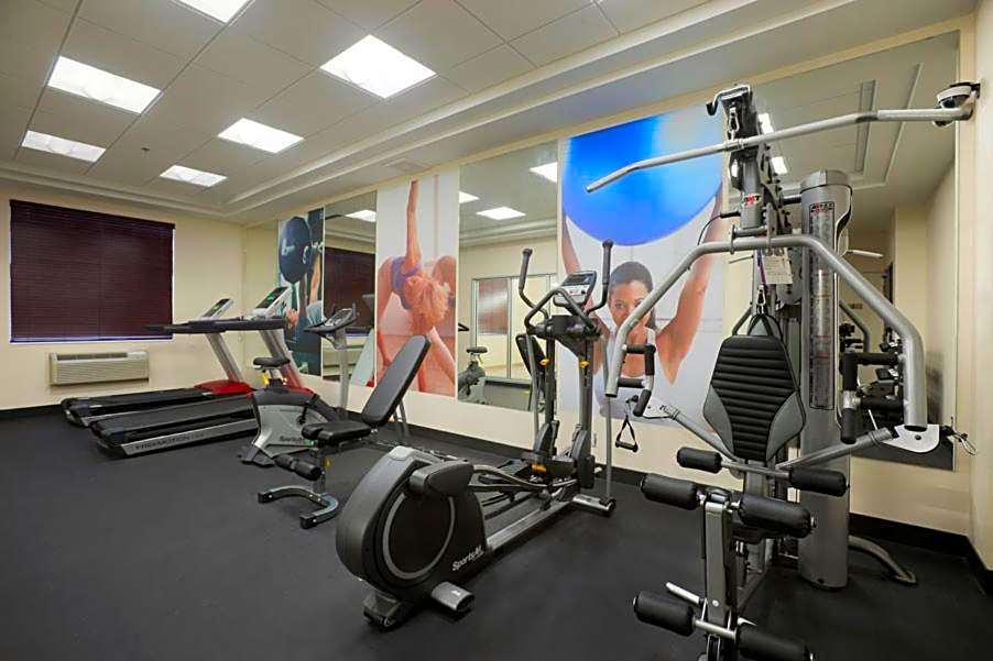 Travelodge by Wyndham Weyburn