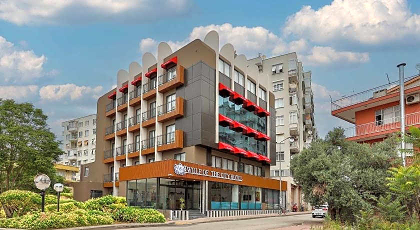 Wolf Of The City Hotel & Spa