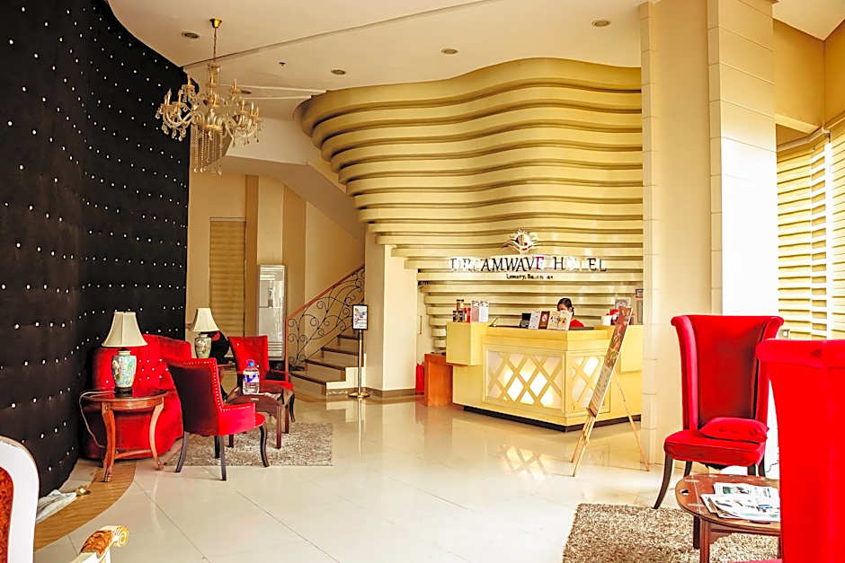 Dreamwave Hotel Lemery