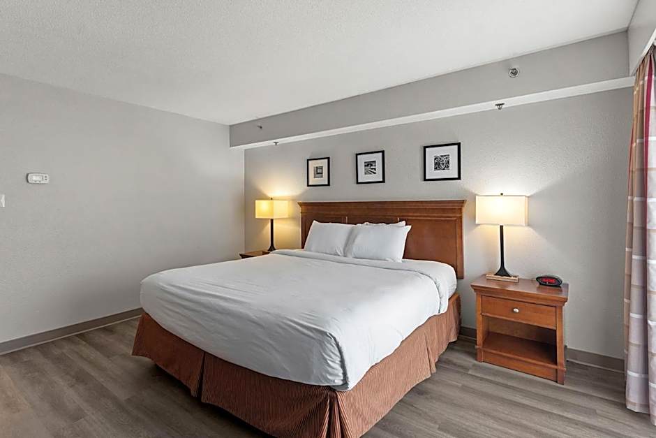 Country Inn & Suites by Radisson, Saskatoon, SK