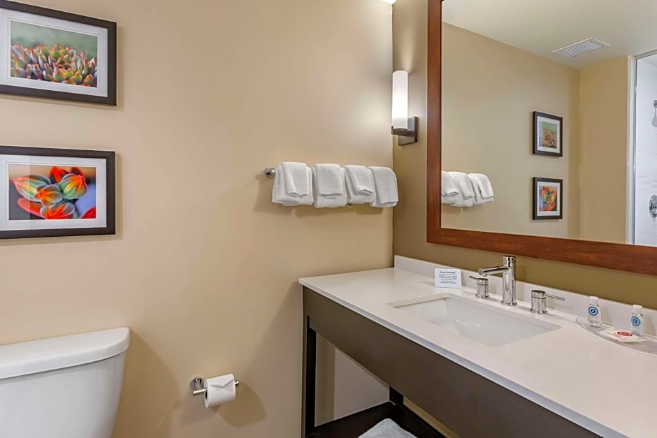 Comfort Suites Albuquerque Airport