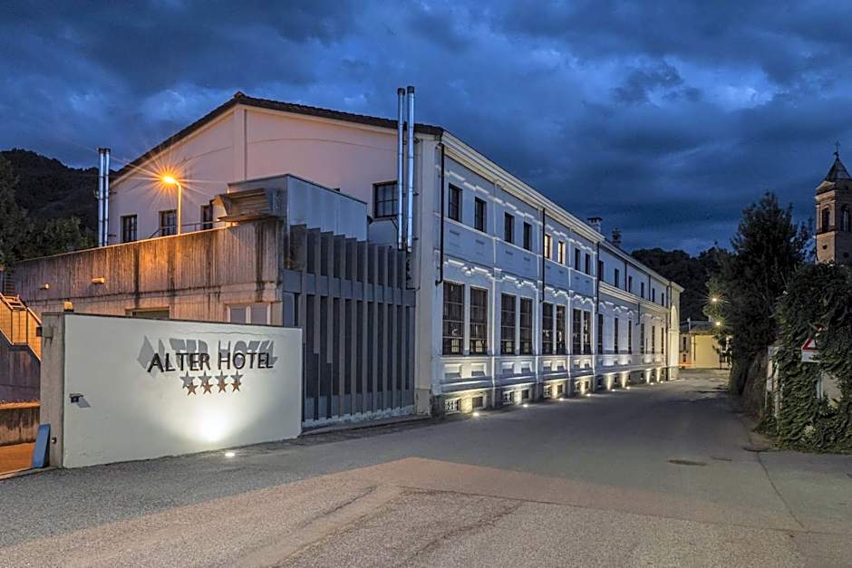 Alter Hotel