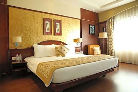 Deluxe Room Twin Bed