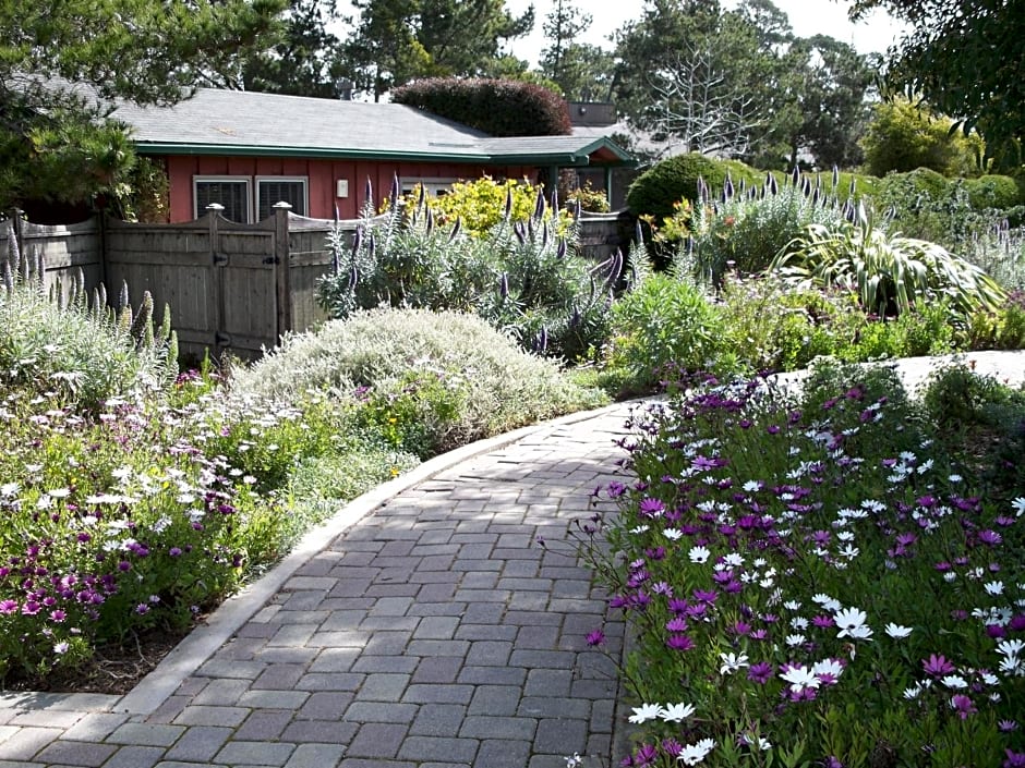 Cambria Pines Lodge