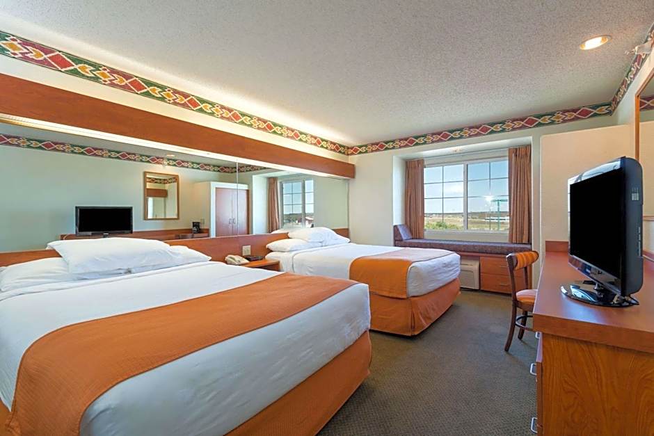 Microtel Inn & Suites By Wyndham Pueblo