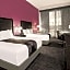 La Quinta Inn & Suites by Wyndham Dallas Grand Prairie North
