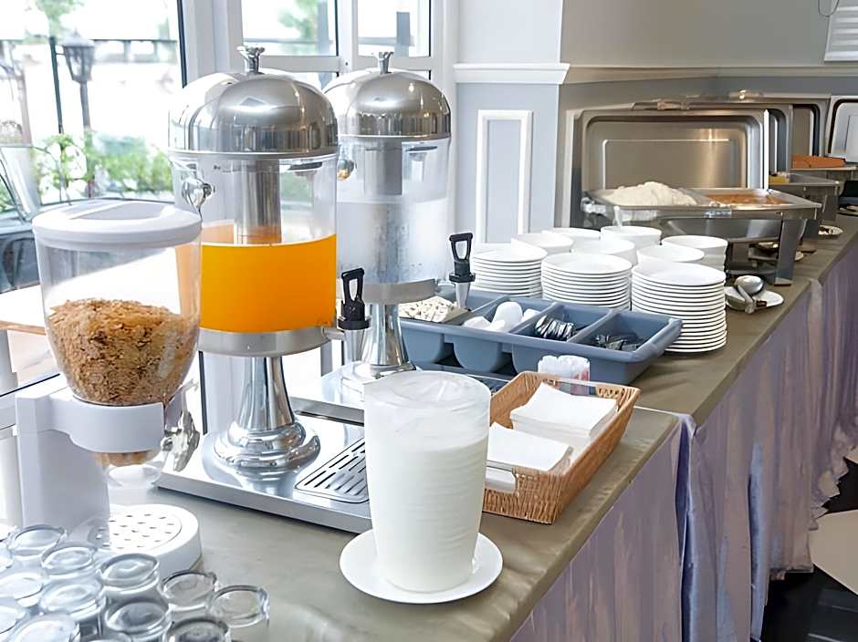 The Bedroom Ladprao 101