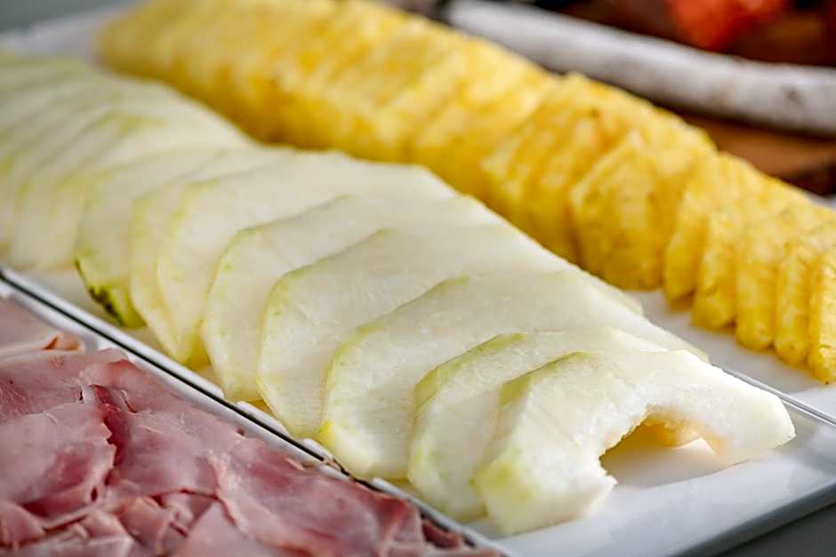 AC Hotel by Marriott Irla