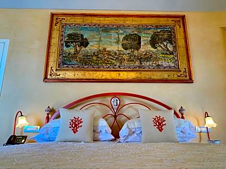 Deluxe Double Room with Balcony and Sea View