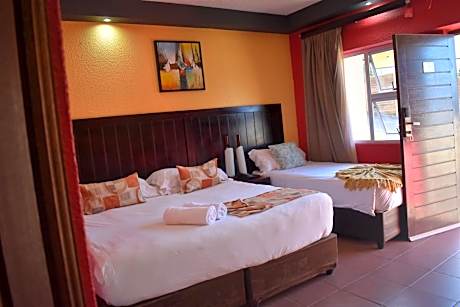 Comfort Twin Room