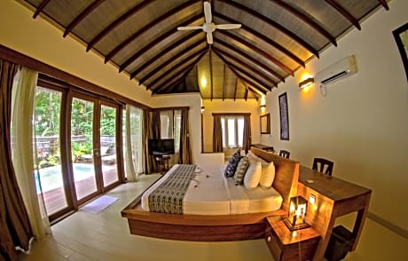 Island Villa with Pool