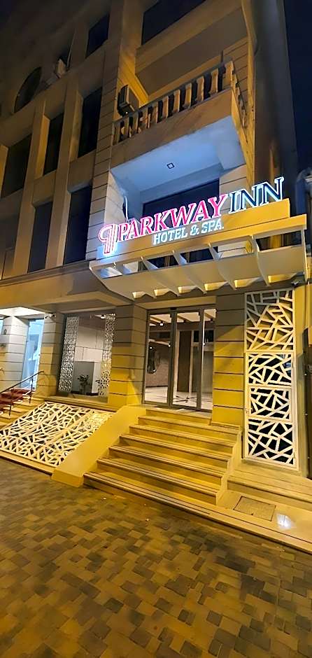 Parkway inn Hotel and Spa